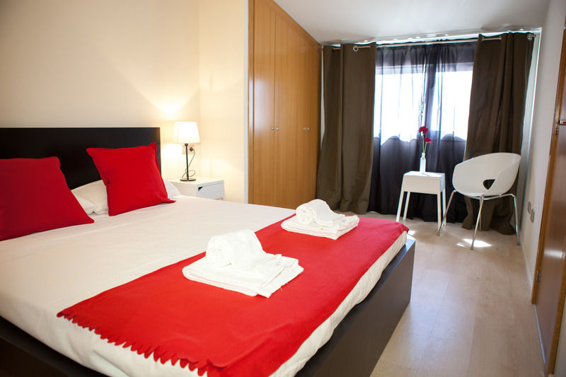 ฮูลอต บีแอนด์บี บาเลนเซีย Hotel ภายนอก รูปภาพ