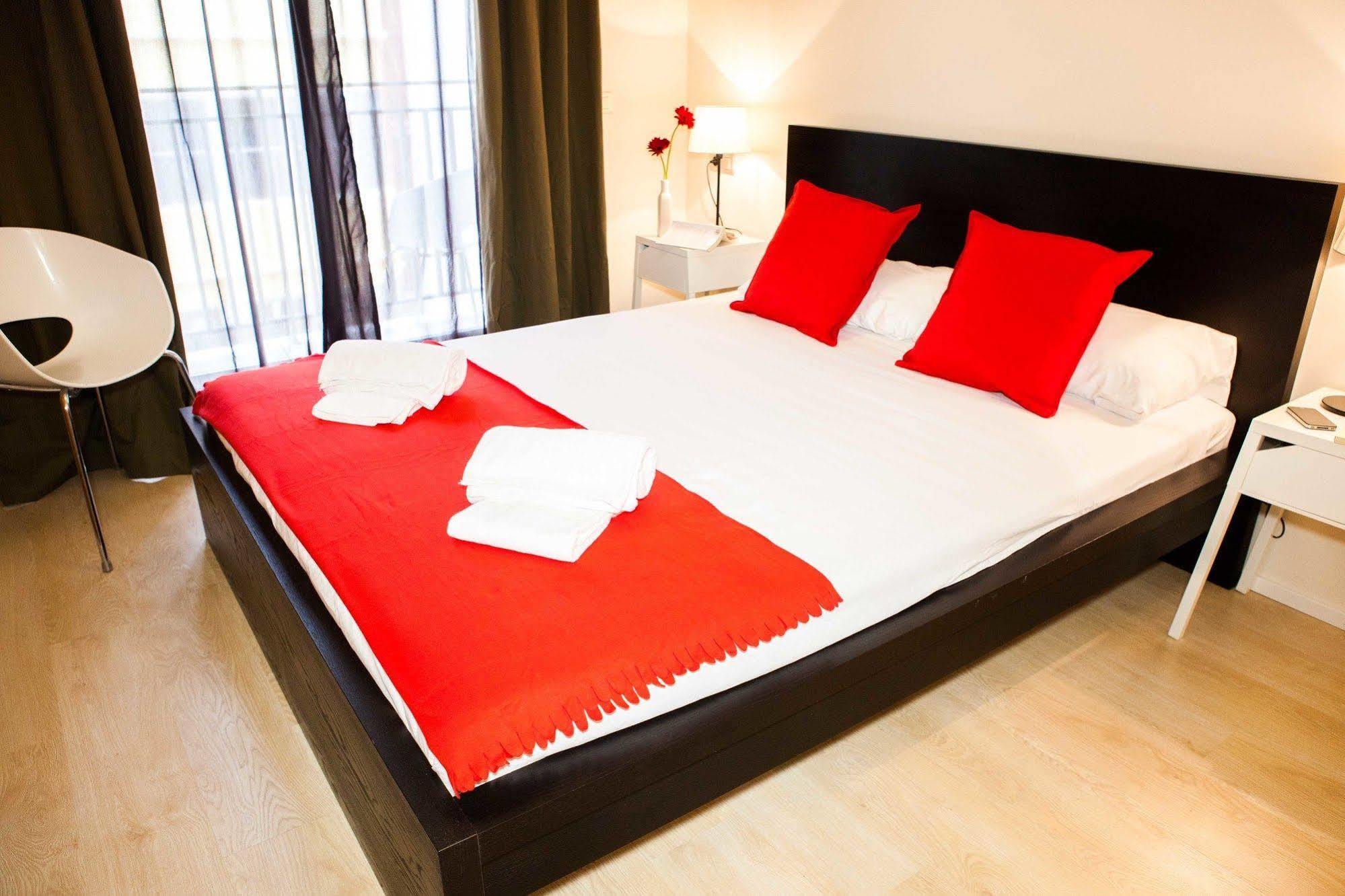 ฮูลอต บีแอนด์บี บาเลนเซีย Hotel ห้อง รูปภาพ